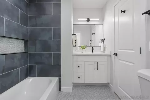 268 Festival Dr, Oceanside, CA 92057 photo 19