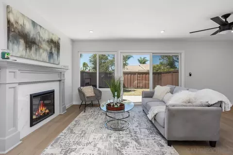 268 Festival Dr, Oceanside, CA 92057