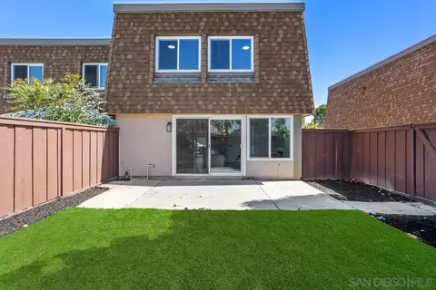 268 Festival Dr, Oceanside, CA 92057 photo 31