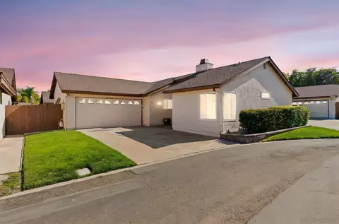 5208 Cezanne Ln, Bonita, CA 91902