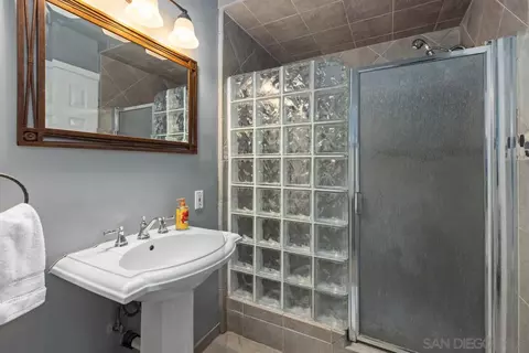 Bath - 1140 Cloverleaf Dr, El Cajon, CA 92019 photo 2 of 3