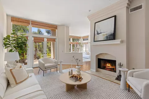 Living - 1466 Caminito Solidago, La Jolla, CA 92037 photo 2 of 6