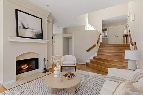 Living - 1466 Caminito Solidago, La Jolla, CA 92037 photo 3 of 6
