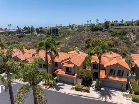 View/Area - 1466 Caminito Solidago, La Jolla, CA 92037 photo 8 of 27