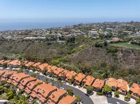 View/Area - 1466 Caminito Solidago, La Jolla, CA 92037 photo 18 of 27