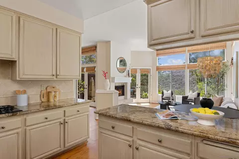 Kitchen - 1466 Caminito Solidago, La Jolla, CA 92037 photo 1 of 2