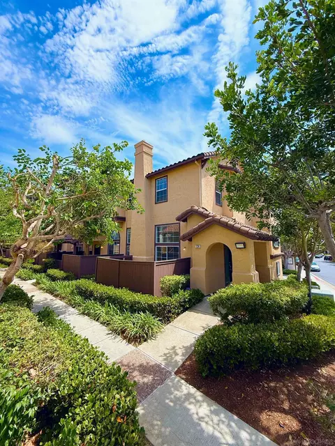 10140 Wateridge Cir #124, San Diego, CA 92121