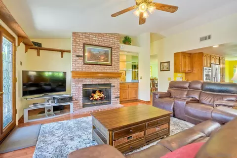 2183 Lundy Lake Dr, Escondido, CA 92029 photo 19