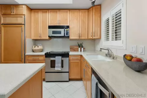 536 G Ave #5, Coronado, CA 92118 photo 5