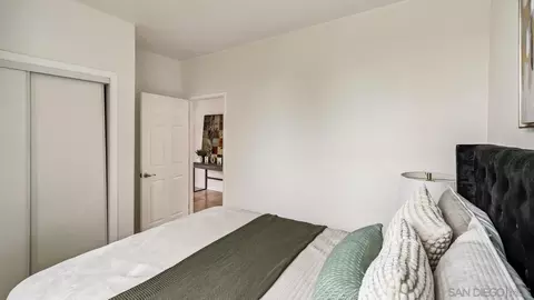 Bedroom - 27468 Rosebay Ct, Temecula, CA 92591 photo 4 of 15