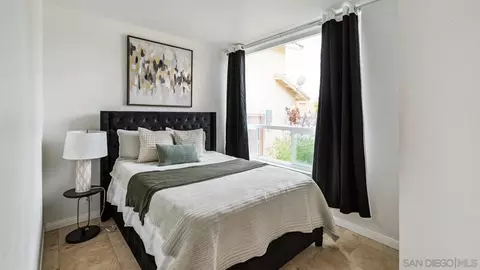 Bedroom - 27468 Rosebay Ct, Temecula, CA 92591 photo 1 of 15