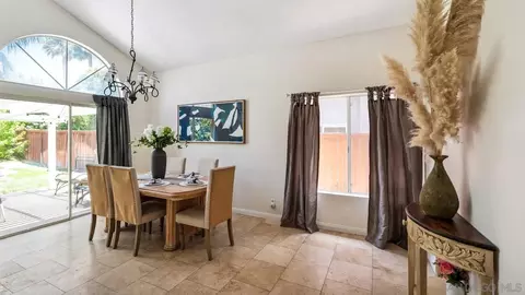 Dining - 27468 Rosebay Ct, Temecula, CA 92591 photo 1 of 4