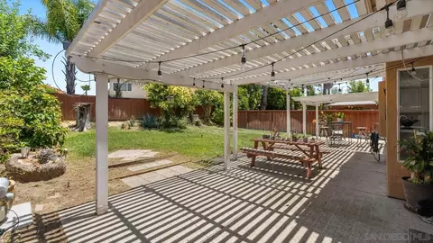 Exterior - 27468 Rosebay Ct, Temecula, CA 92591 photo 6 of 6
