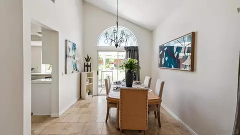 Dining - 27468 Rosebay Ct, Temecula, CA 92591 photo 2 of 4