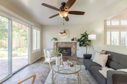 Living - 13635 Janeen Pl, Poway, CA 92064 photo 3 of 3