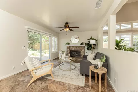 Living - 13635 Janeen Pl, Poway, CA 92064 photo 1 of 3