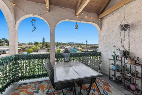 Exterior - 219 Candice Pl, Vista, CA 92083 photo 6 of 15