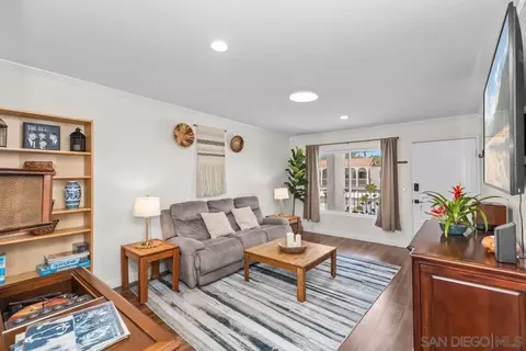 Living - 219 Candice Pl, Vista, CA 92083 photo 2 of 3