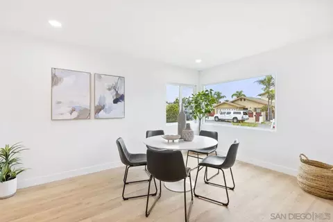 Dining - 1320 Higgins St, Oceanside, CA 92058 photo 1 of 1