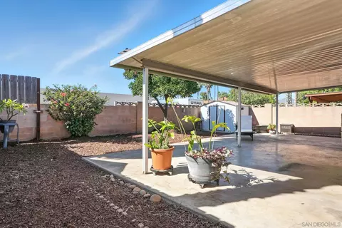 Exterior - 1622 Cherry Pl, Escondido, CA 92027 photo 7 of 8