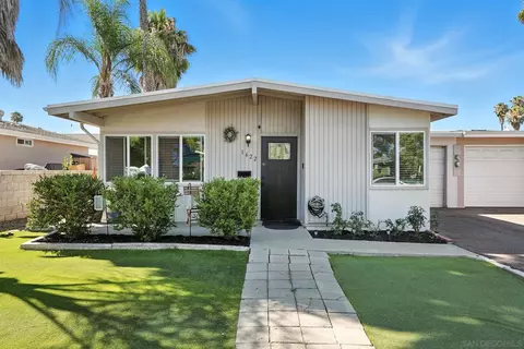 1622 Cherry Pl, Escondido, CA 92027