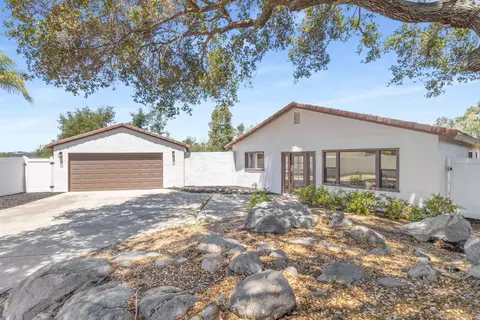Exterior - 2008 Arboles Pl, Escondido, CA 92029 photo 3 of 17
