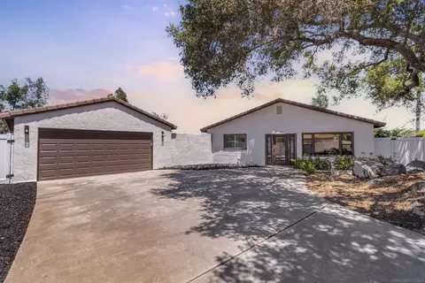 Exterior - 2008 Arboles Pl, Escondido, CA 92029 photo 16 of 17