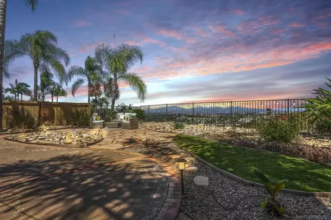 11542 Village Ridge Rd, San Diego, CA 92131