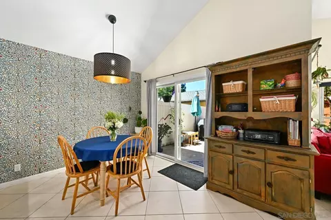 3581 Coconut Way, Oceanside, CA 92058 photo 4