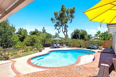 Exterior - 4555 Hillview Dr, La Mesa, CA 91941 photo 2 of 4