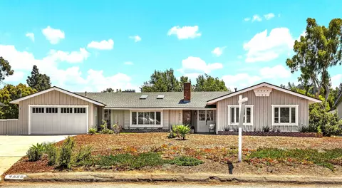 4555 Hillview Dr, La Mesa, CA 91941