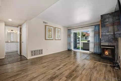 Living - 2425 Cranston Dr #1, Escondido, CA 92025 photo 2 of 3