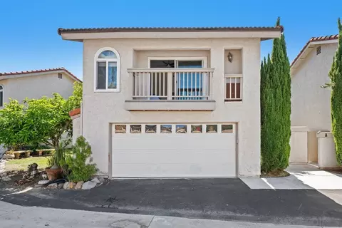 2843 Unicornio St #B, Carlsbad, CA 92009