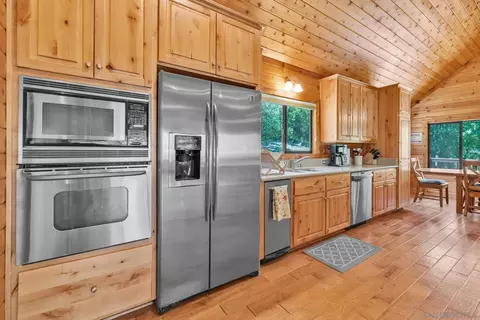 Kitchen - 5060 Highway 79, Julian, CA 92036 photo 2 of 4