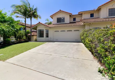 Exterior - 721 Summersong Ln, Encinitas, CA 92024 photo 1 of 3
