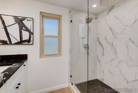 Bath - 721 Summersong Ln, Encinitas, CA 92024 photo 2 of 3