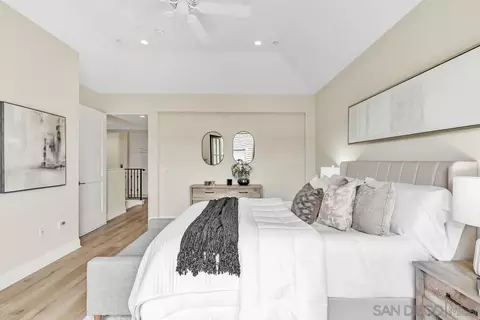 Bedroom - 726 Silver St, La Jolla, CA 92037 photo 3 of 5