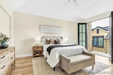 Bedroom - 726 Silver St, La Jolla, CA 92037 photo 1 of 5