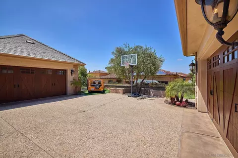 Exterior - 14460 Cheyenne Trl, Poway, CA 92064 photo 13 of 19