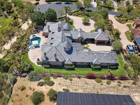 View/Area - 14460 Cheyenne Trl, Poway, CA 92064 photo 4 of 19