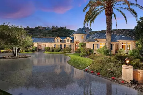 Exterior - 14460 Cheyenne Trl, Poway, CA 92064 photo 3 of 19
