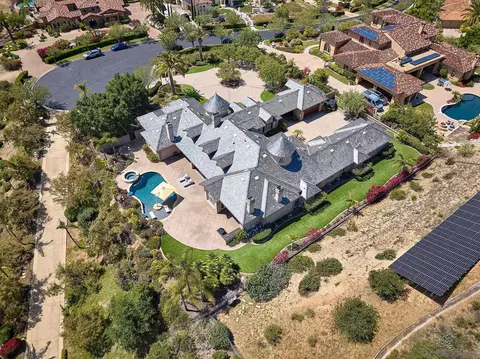 View/Area - 14460 Cheyenne Trl, Poway, CA 92064 photo 3 of 19