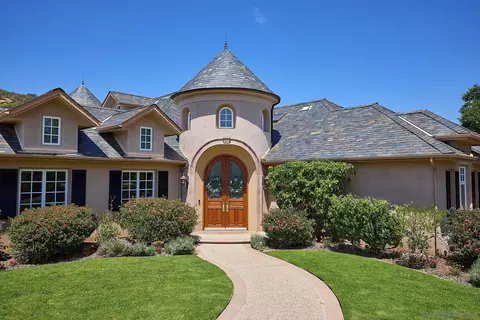 Exterior - 14460 Cheyenne Trl, Poway, CA 92064 photo 12 of 19