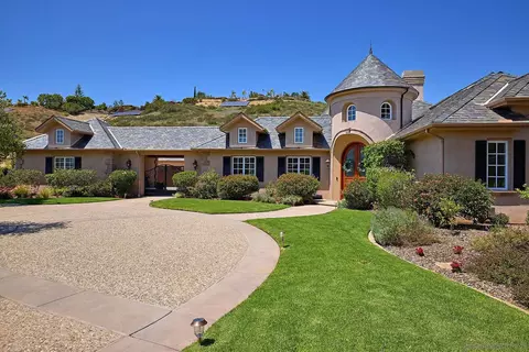 Exterior - 14460 Cheyenne Trl, Poway, CA 92064 photo 11 of 19