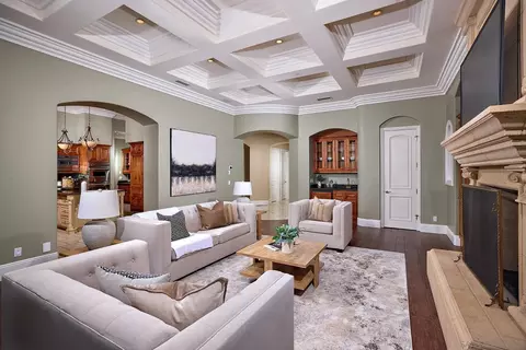 Living - 14460 Cheyenne Trl, Poway, CA 92064 photo 4 of 4