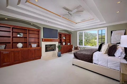 Bedroom - 14460 Cheyenne Trl, Poway, CA 92064 photo 2 of 5