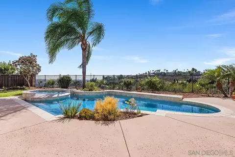 3229 Sitio Montecillo, Carlsbad, CA 92009 photo 31