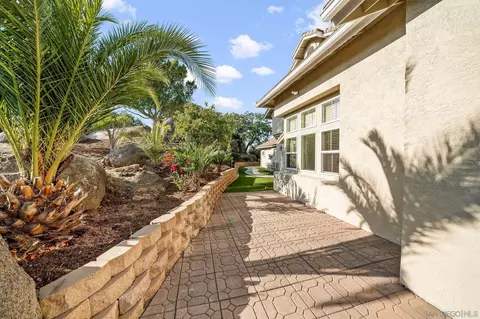 Exterior - 2625-27 Rancho Sierra, Alpine, CA 91901 photo 7 of 10