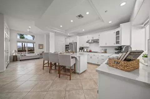 Kitchen - 2625-27 Rancho Sierra, Alpine, CA 91901 photo 2 of 2