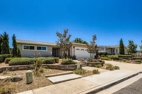 8737 Rumson Dr, Santee, CA 92071